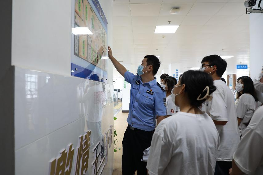 图片2.png 图片2.png
