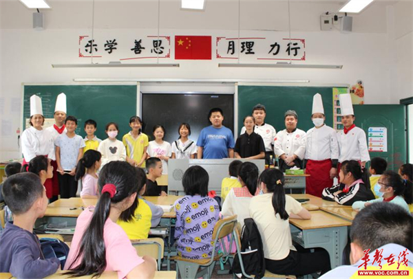图片 1.jpg 图片 1.jpg