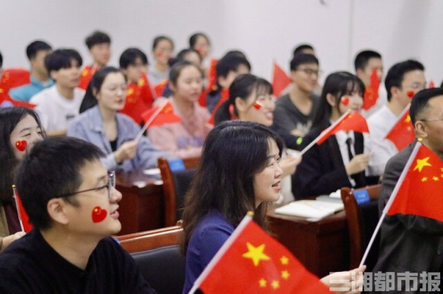 二十大·热议丨青春逢盛会,奋斗正当时!湖南高校师生热议党的二十大报告