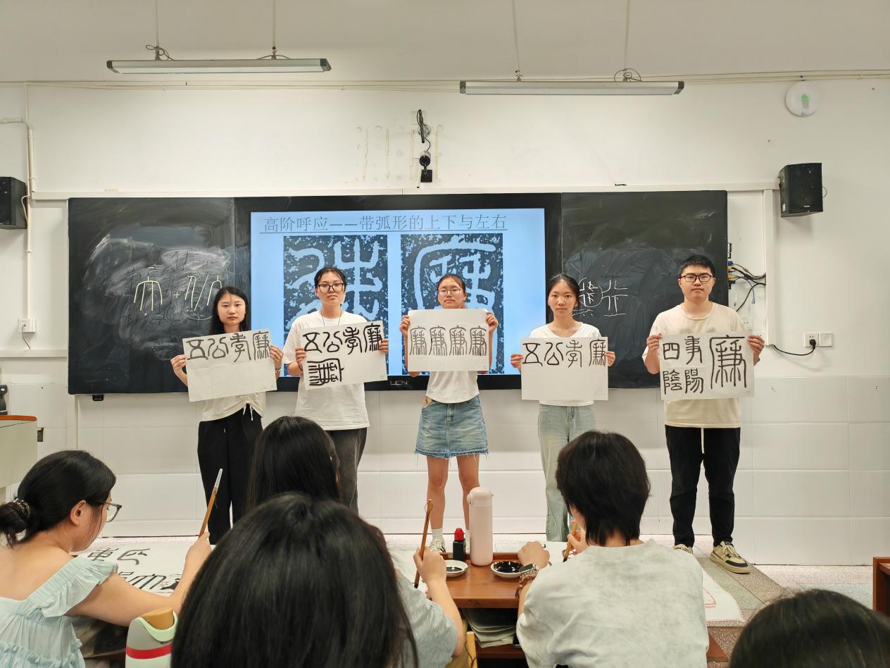 图片12.png 图片12.png