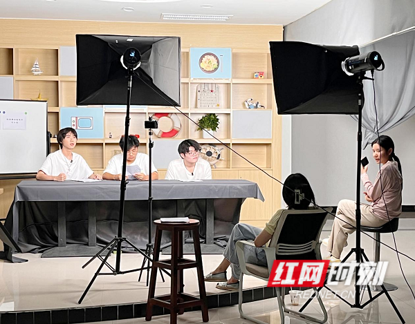 图片2 (1).png 图片2 (1).png